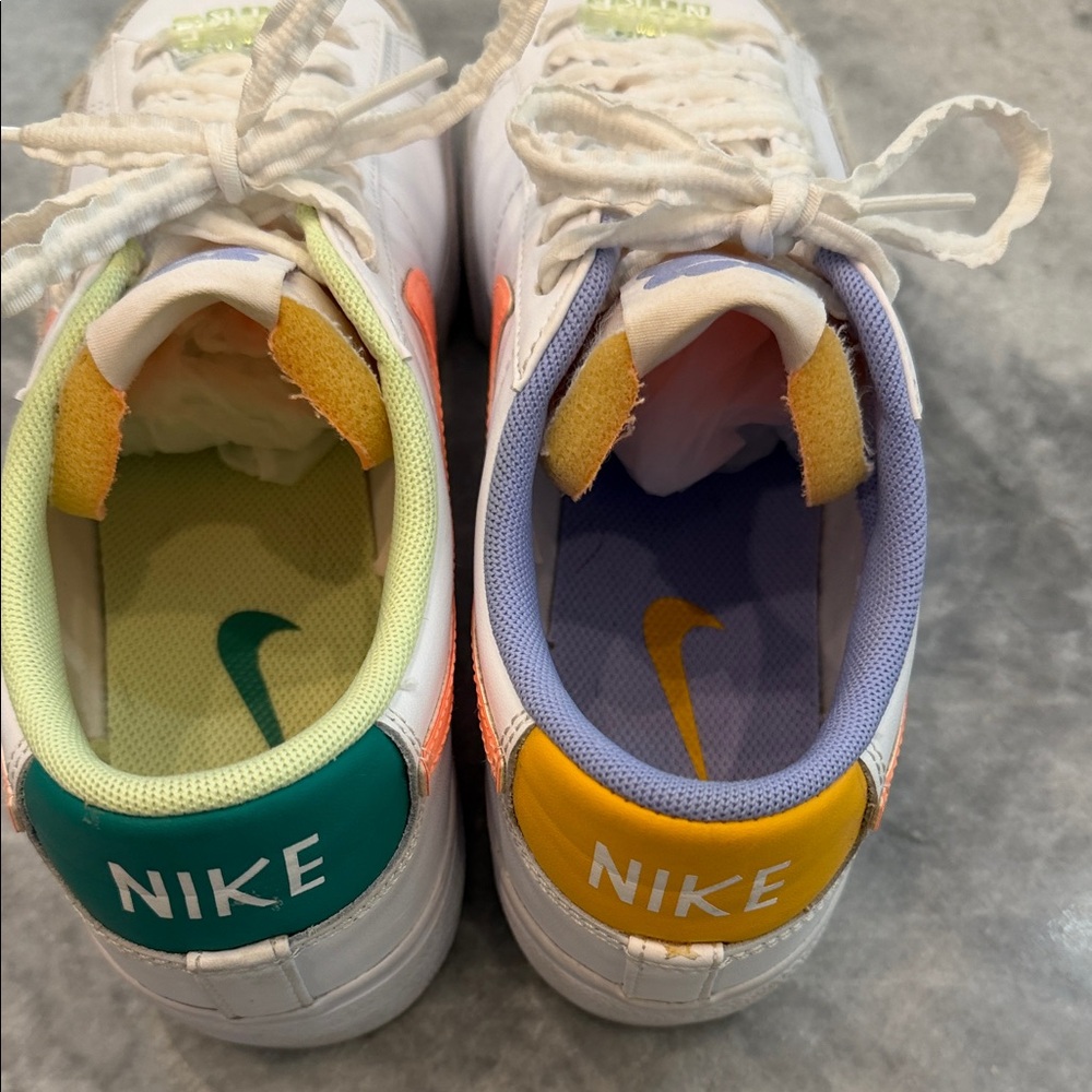 Nike Women's Blazer low platform sneaker - Picture 4 of 8